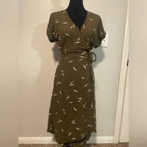 Final touch wrap dress